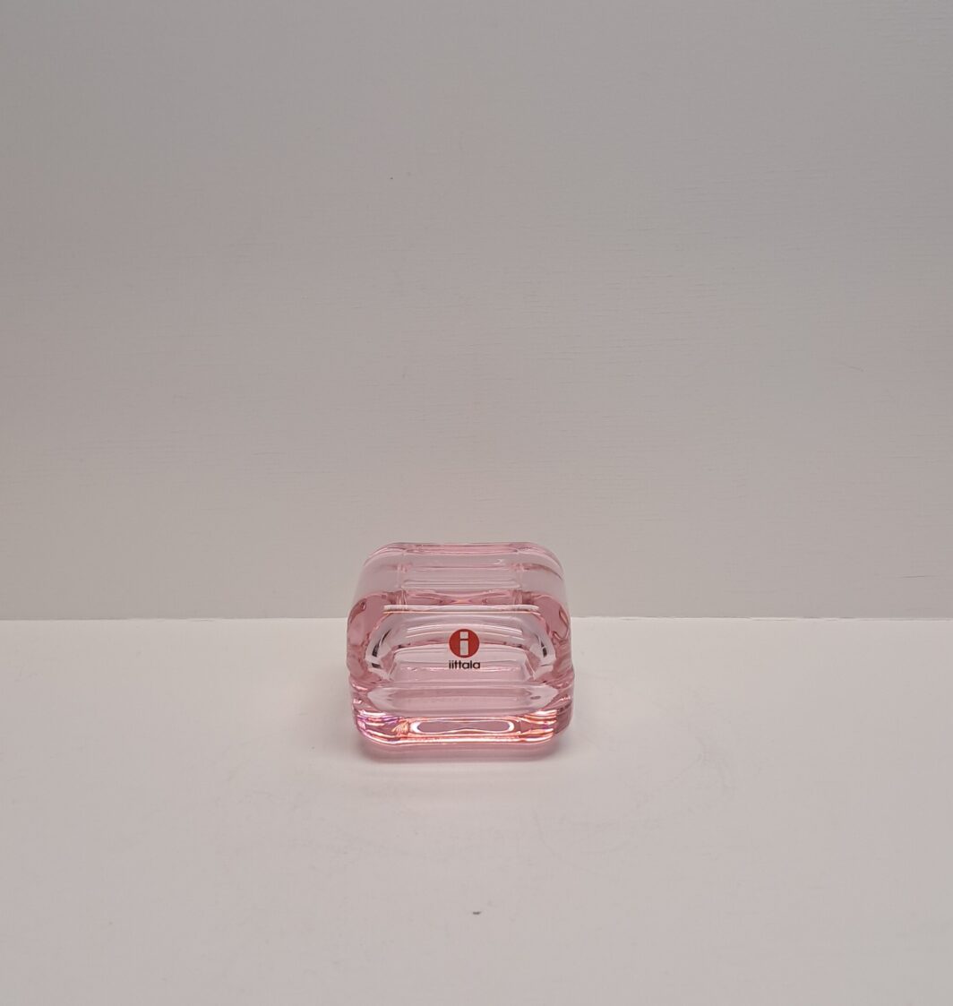 Iittala Vitriini rasia, vaaleanpunainen