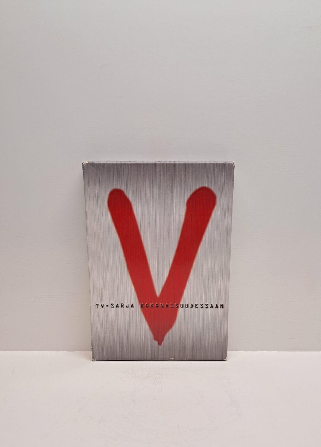 V (Visitors) tv-sarva kokonaisuudessaan 5 DVD