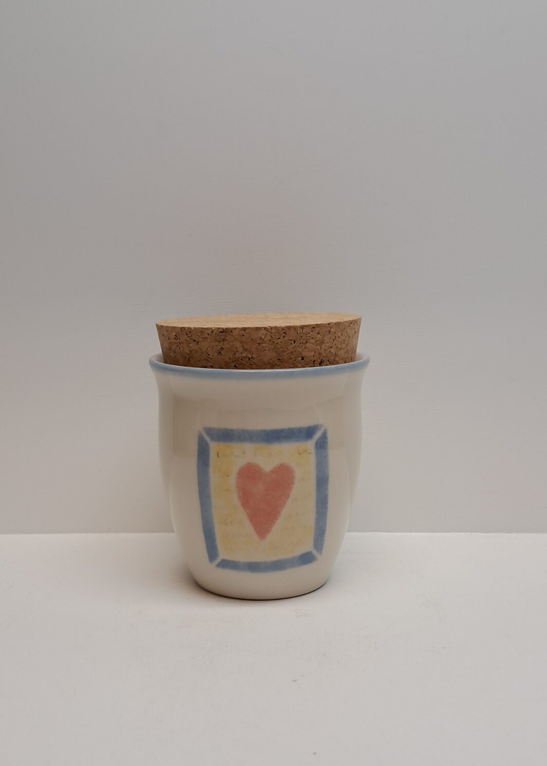 Pentik sydän purkki