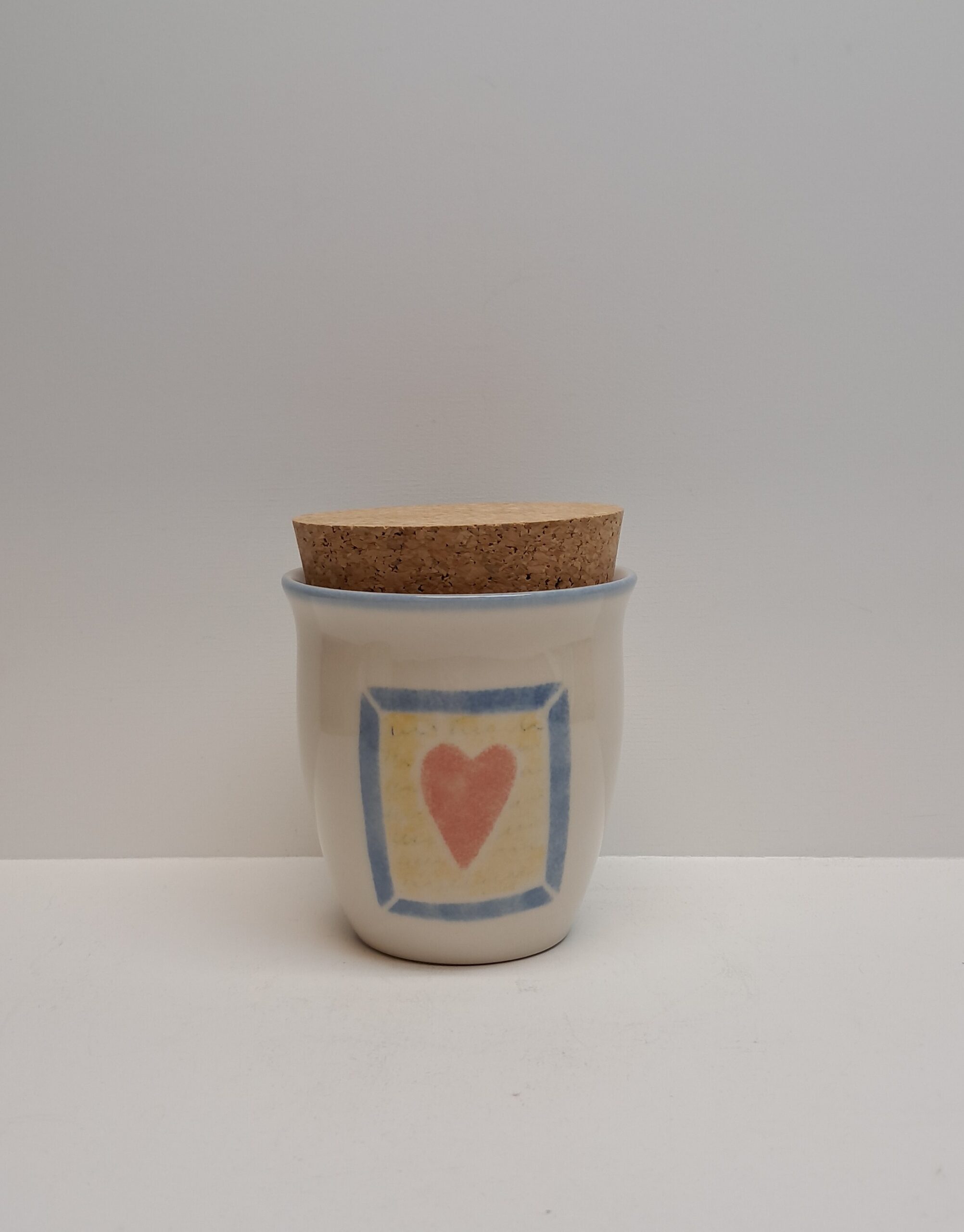 Pentik sydän purkki