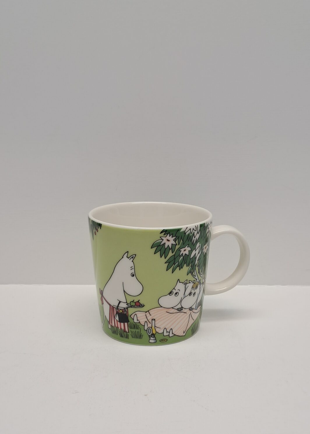 Arabia Muumimuki loikoilua