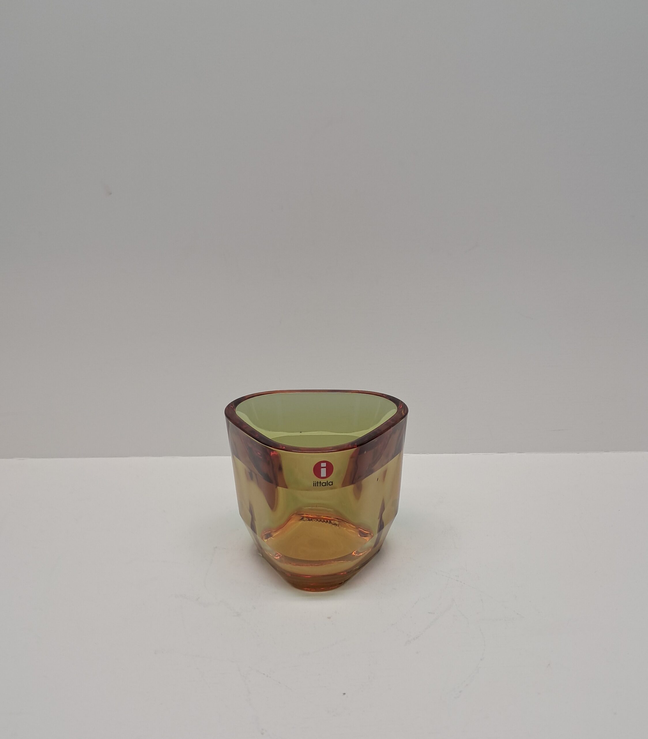 Iittala Tris kynttilälyhty ruusuoliivi