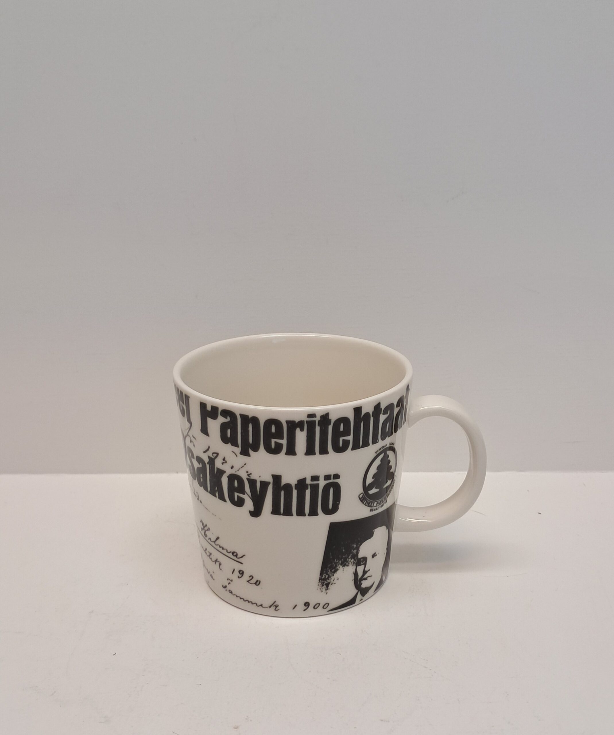 Arabia Yhtyneet Paperitehtaat muki